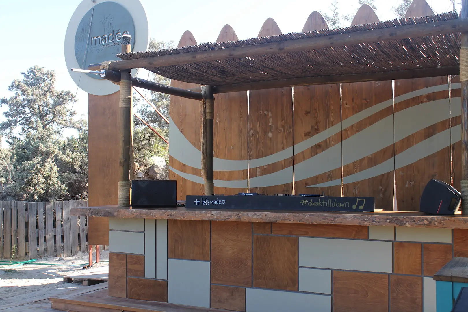 MADEO ALACATI BEACH CLUB | İÇ MİMARLIK HİZMETLERİ | ARCHITECTS | MİMARLIK HİZMETLERİ | INTERIOR DESIGNER | SHOP DESIGN | STORE INTERIOR