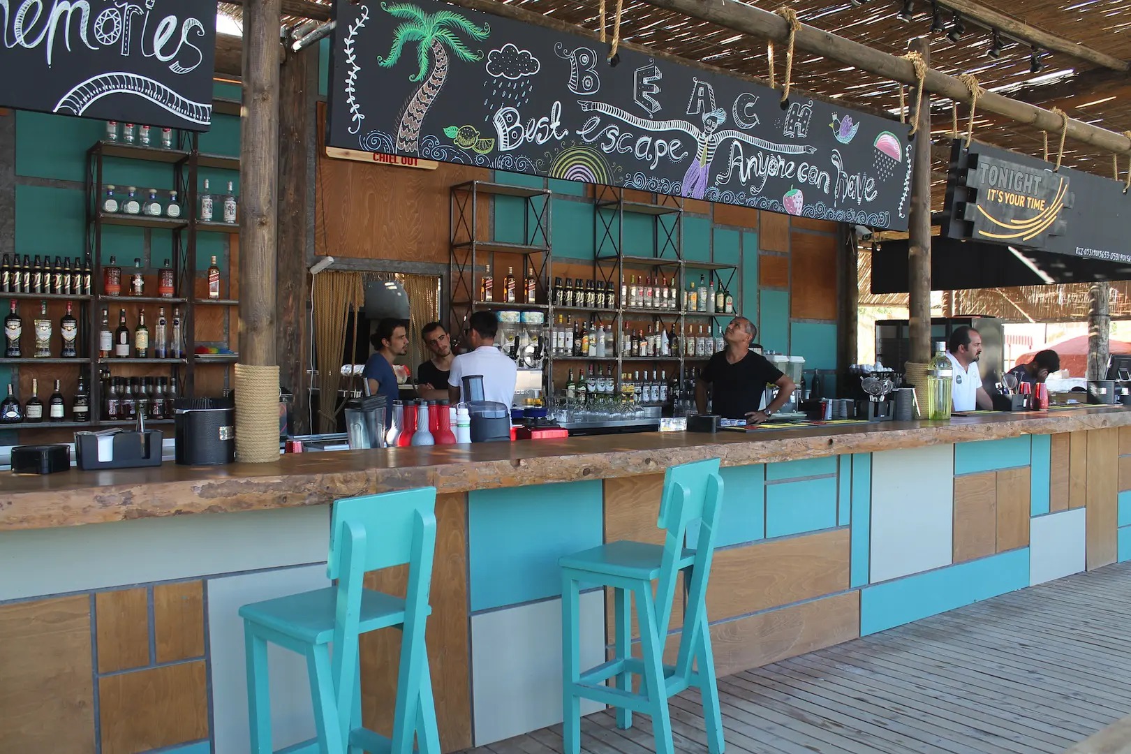 MADEO ALACATI BEACH CLUB | İÇ MİMARLIK HİZMETLERİ | ARCHITECTS | MİMARLIK HİZMETLERİ | INTERIOR DESIGNER | SHOP DESIGN | STORE INTERIOR