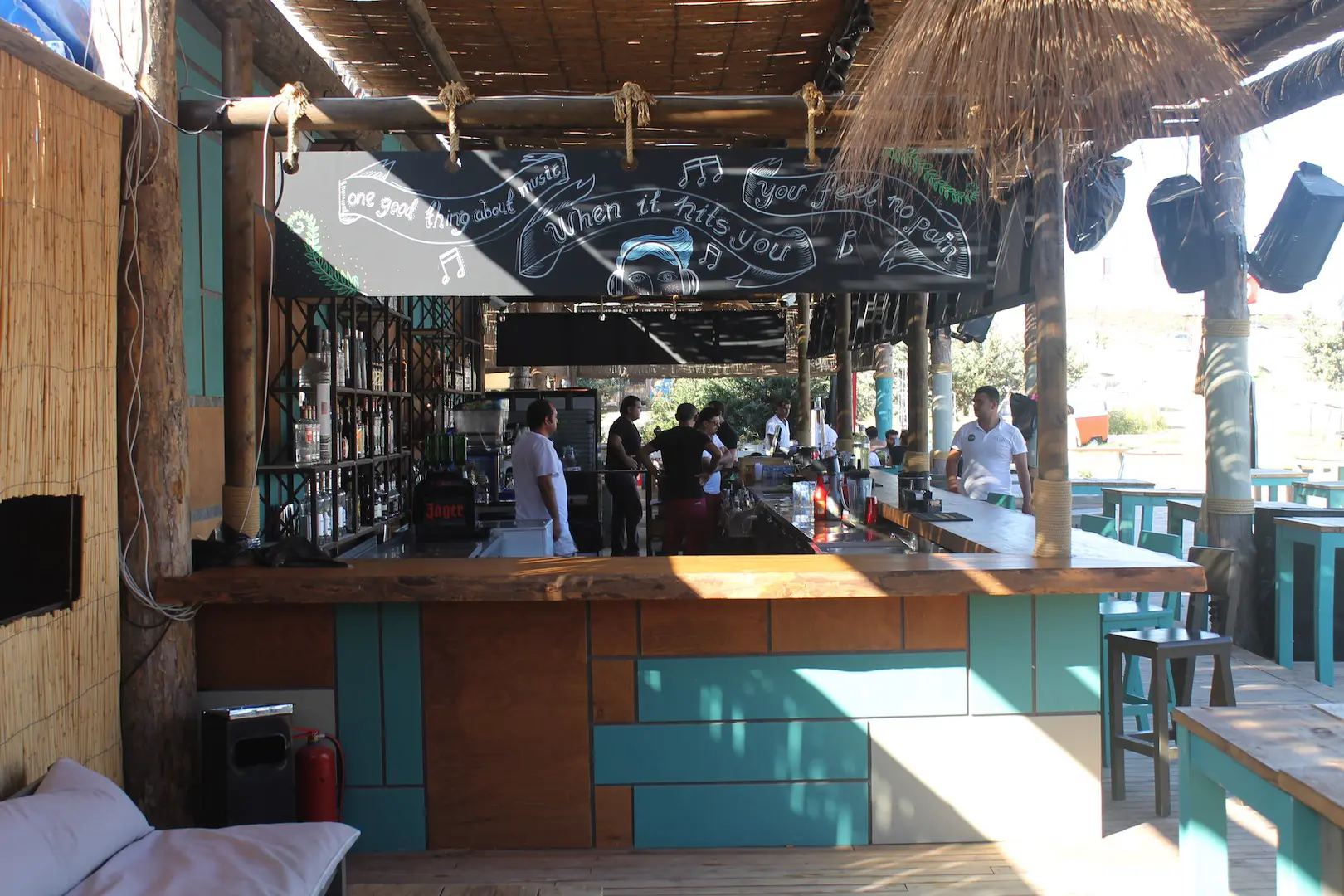 MADEO ALACATI BEACH CLUB | İÇ MİMARLIK HİZMETLERİ | ARCHITECTS | MİMARLIK HİZMETLERİ | INTERIOR DESIGNER | SHOP DESIGN | STORE INTERIOR