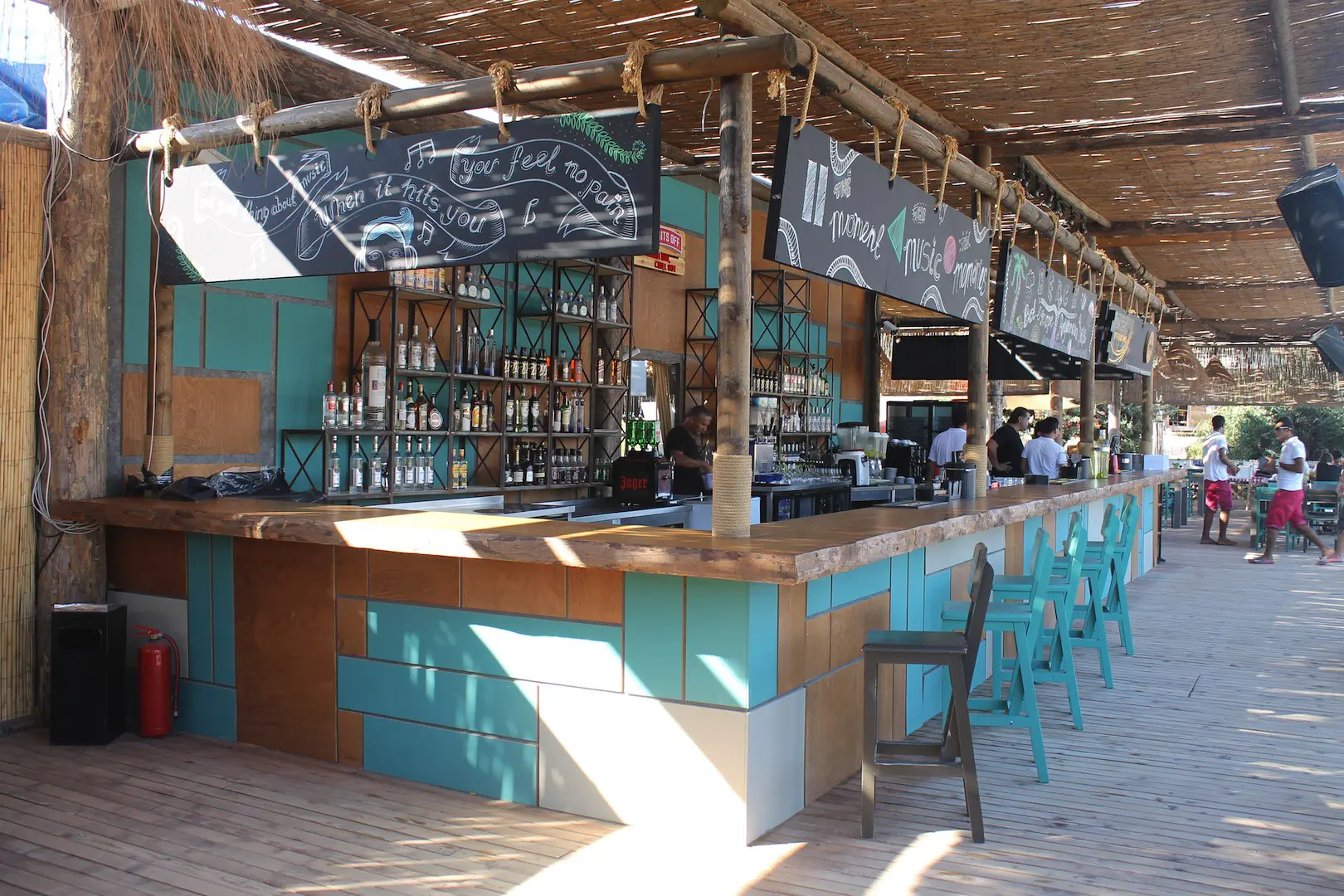 MADEO ALACATI BEACH CLUB | İÇ MİMARLIK HİZMETLERİ | ARCHITECTS | MİMARLIK HİZMETLERİ | INTERIOR DESIGNER | SHOP DESIGN | STORE INTERIOR