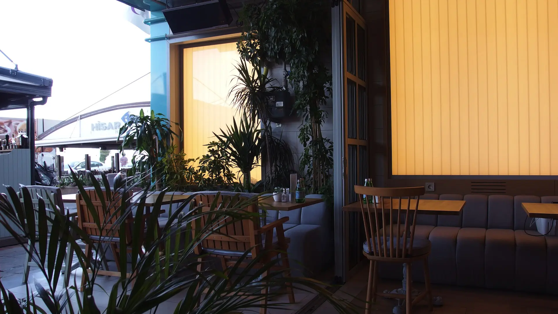 MAGRO KORDON RESTORAN | İÇ MİMARLIK HİZMETLERİ | ARCHITECTS | MİMARLIK HİZMETLERİ | INTERIOR DESIGNER | SHOP DESIGN | STORE INTERIOR