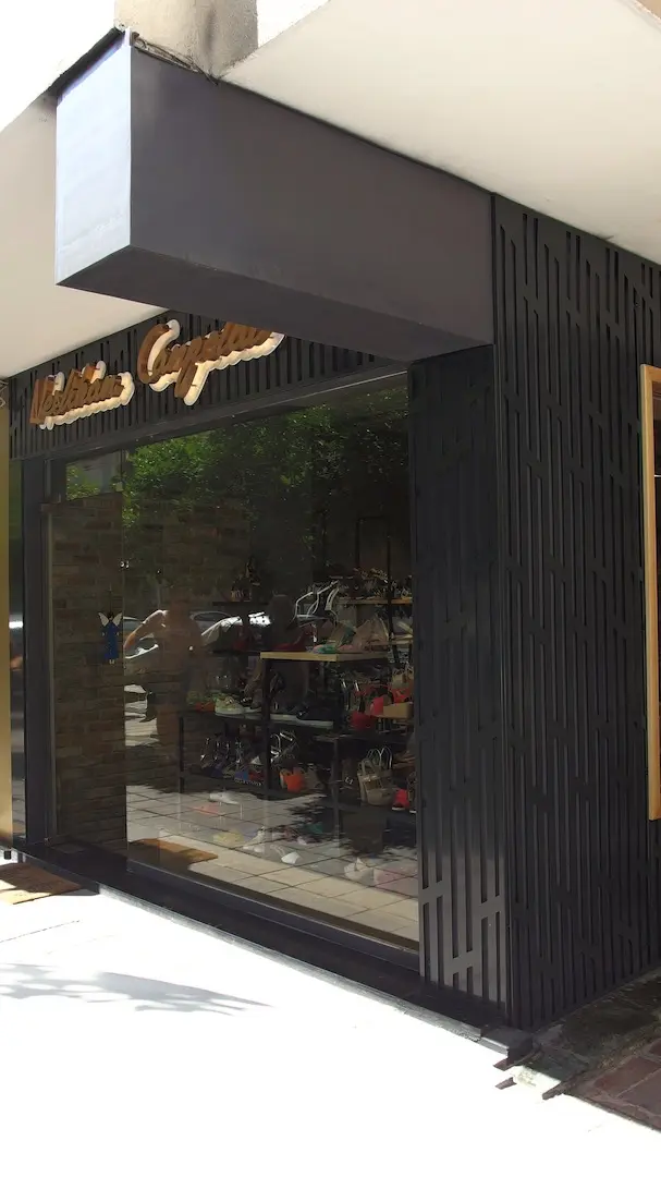 NC AYAKKABI MAGAZASI ALSANCAK | İÇ MİMARLIK HİZMETLERİ | ARCHITECTS | MİMARLIK HİZMETLERİ | INTERIOR DESIGNER | SHOP DESIGN | STORE INTERIOR