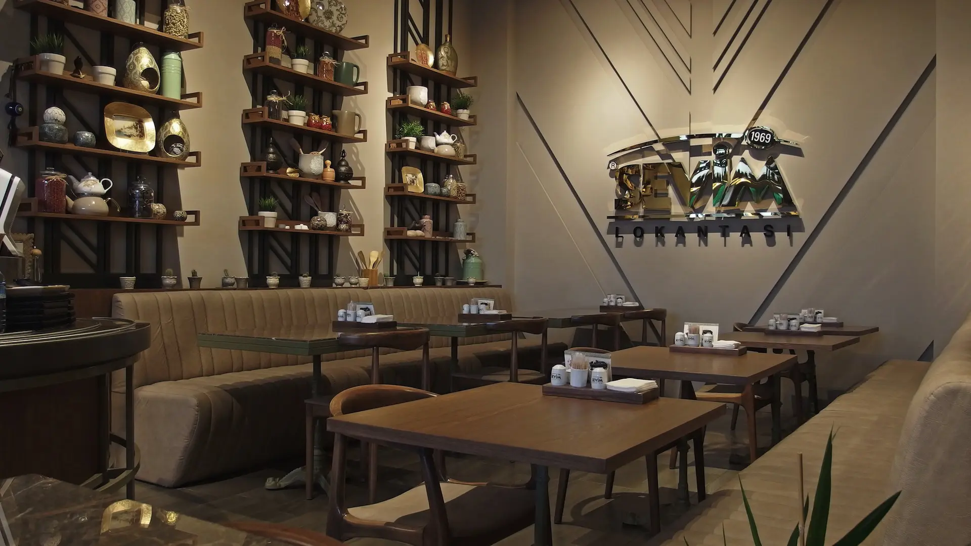 SEVIM LOKANTASI FORUM BORNOVA | İÇ MİMARLIK HİZMETLERİ | ARCHITECTS | MİMARLIK HİZMETLERİ | INTERIOR DESIGNER | SHOP DESIGN | STORE INTERIOR