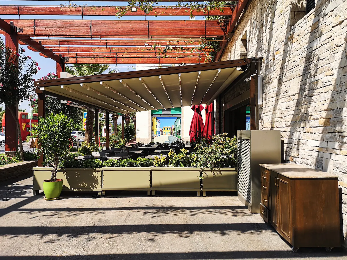 SEVIM LOKANTASI FORUM BORNOVA | İÇ MİMARLIK HİZMETLERİ | ARCHITECTS | MİMARLIK HİZMETLERİ | INTERIOR DESIGNER | SHOP DESIGN | STORE INTERIOR