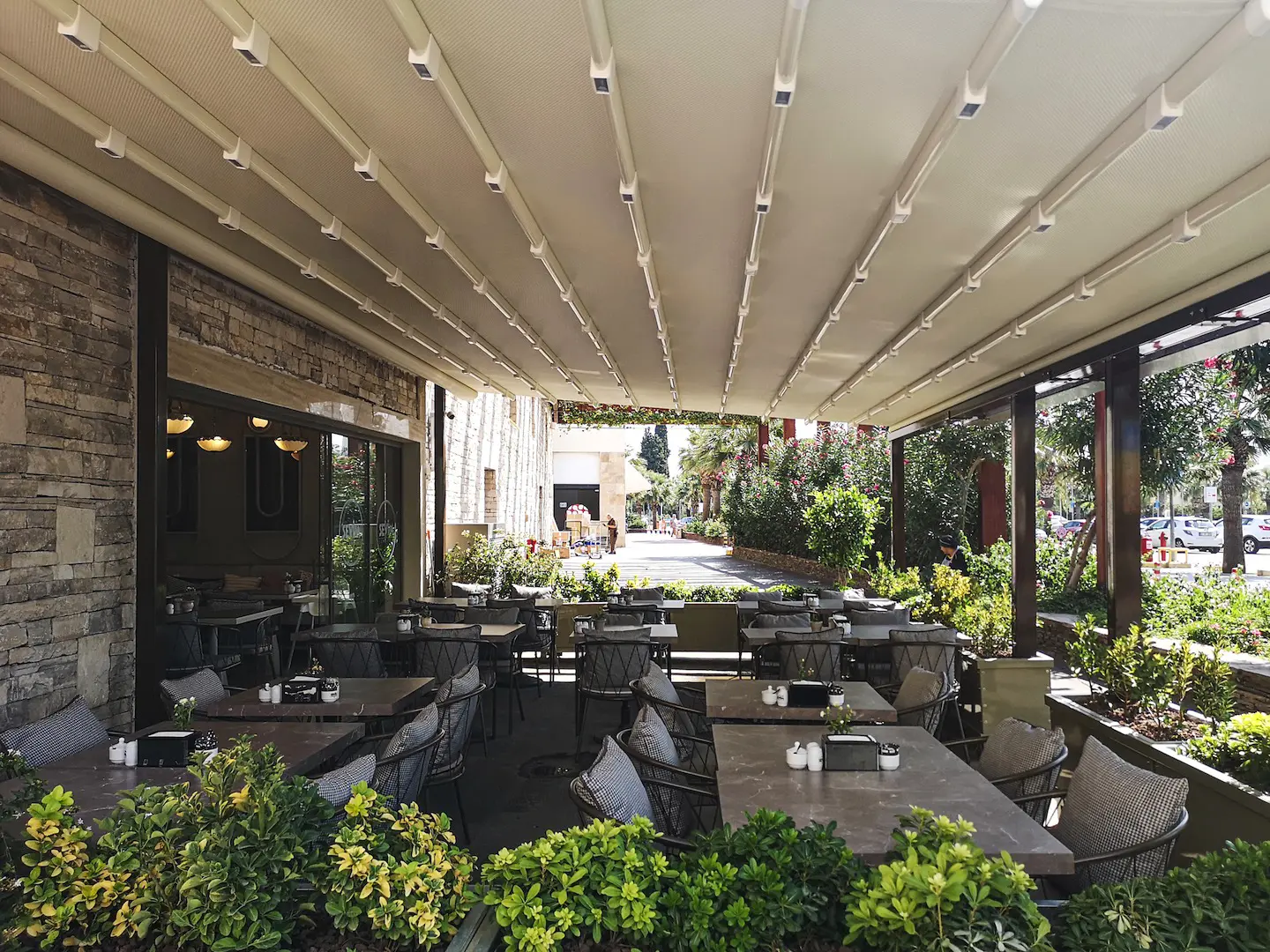 SEVIM LOKANTASI FORUM BORNOVA | İÇ MİMARLIK HİZMETLERİ | ARCHITECTS | MİMARLIK HİZMETLERİ | INTERIOR DESIGNER | SHOP DESIGN | STORE INTERIOR