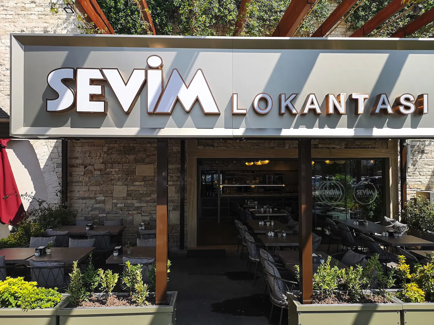 SEVIM LOKANTASI FORUM BORNOVA | İÇ MİMARLIK HİZMETLERİ | ARCHITECTS | MİMARLIK HİZMETLERİ | INTERIOR DESIGNER | SHOP DESIGN | STORE INTERIOR