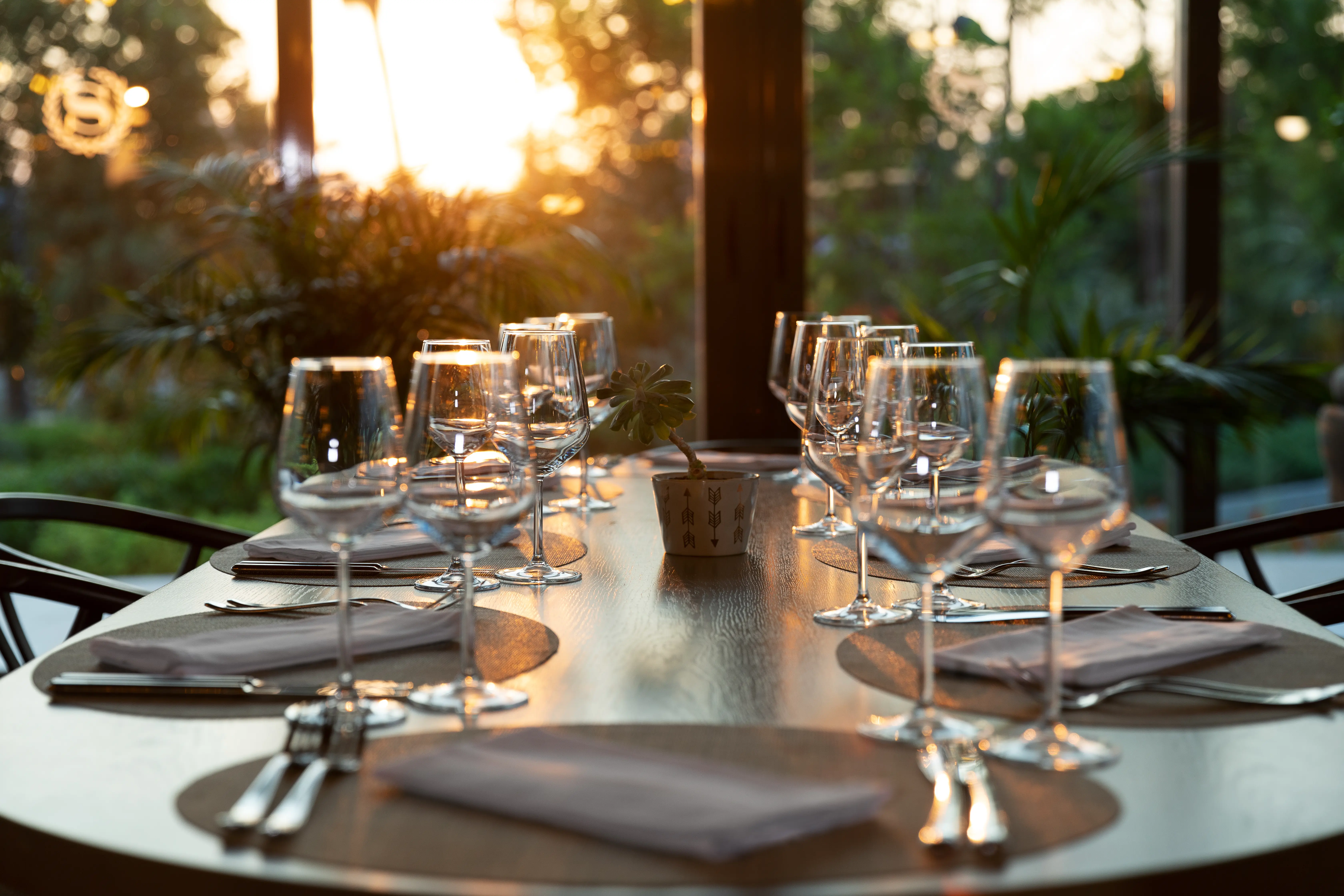 SHERATON LA SPEZIA RESTORAN ADANA | İÇ MİMARLIK HİZMETLERİ | ARCHITECTS | MİMARLIK HİZMETLERİ | INTERIOR DESIGNER | SHOP DESIGN | STORE INTERIOR