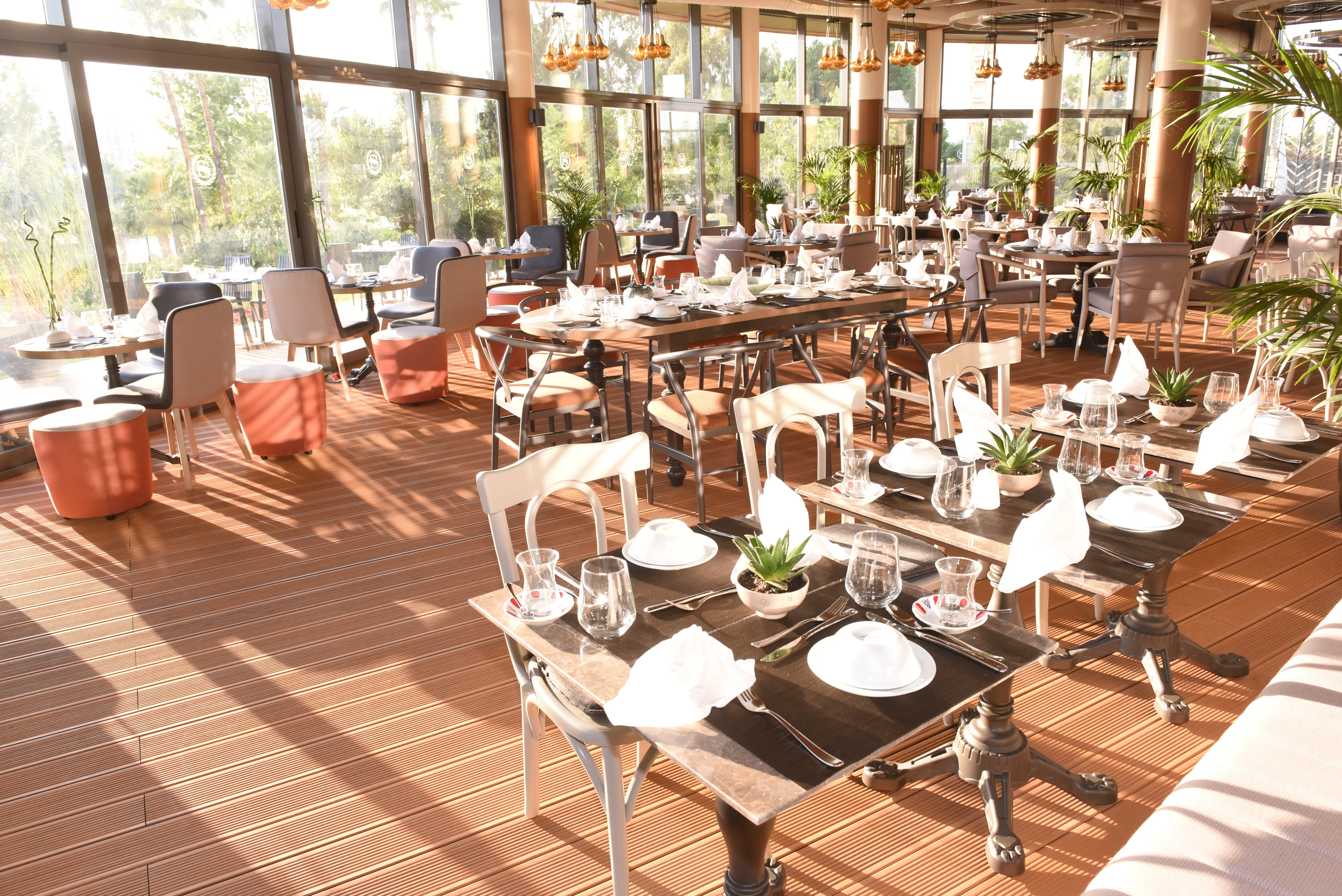 SHERATON LA SPEZIA RESTORAN ADANA | İÇ MİMARLIK HİZMETLERİ | ARCHITECTS | MİMARLIK HİZMETLERİ | INTERIOR DESIGNER | SHOP DESIGN | STORE INTERIOR