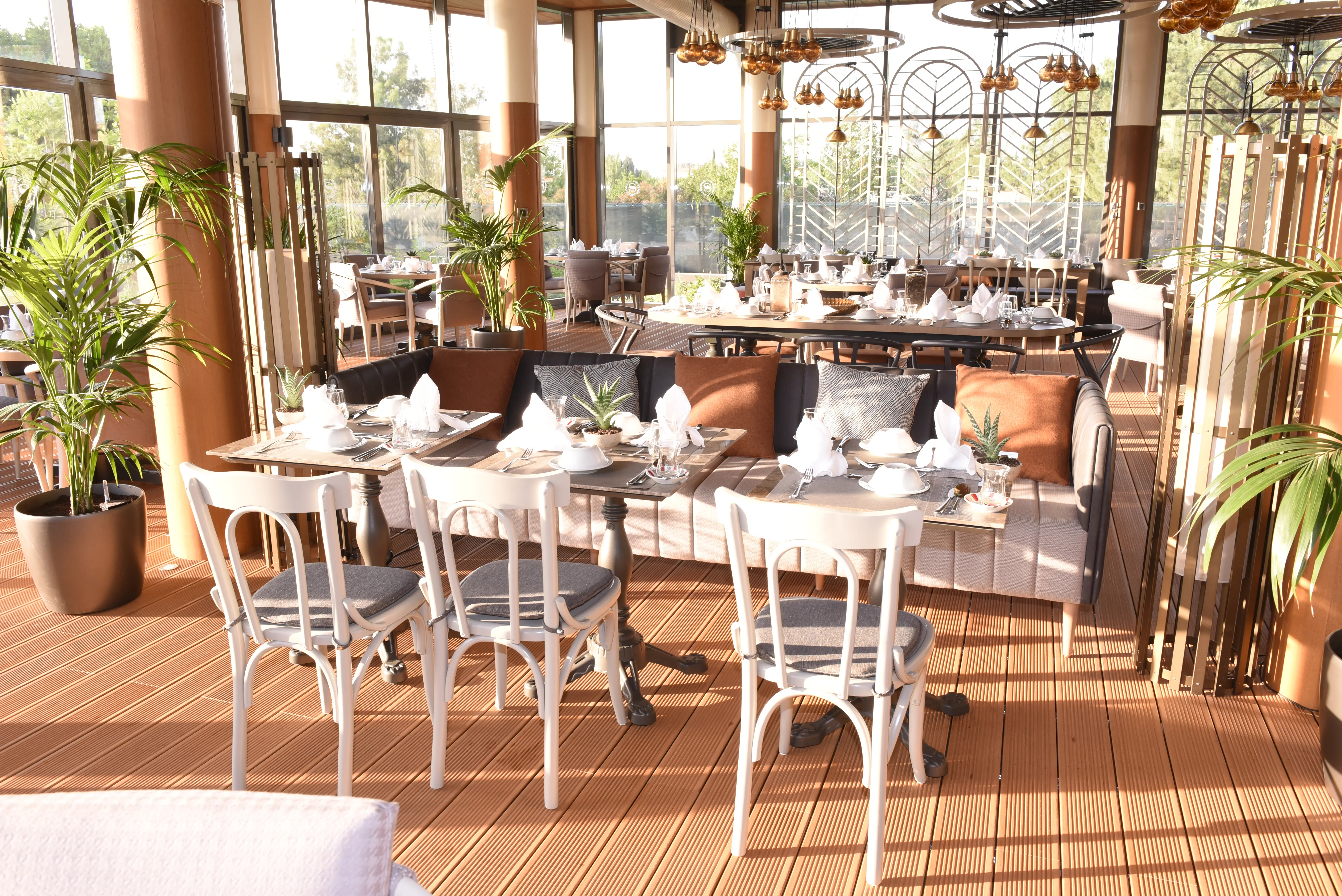 SHERATON LA SPEZIA RESTORAN ADANA | İÇ MİMARLIK HİZMETLERİ | ARCHITECTS | MİMARLIK HİZMETLERİ | INTERIOR DESIGNER | SHOP DESIGN | STORE INTERIOR