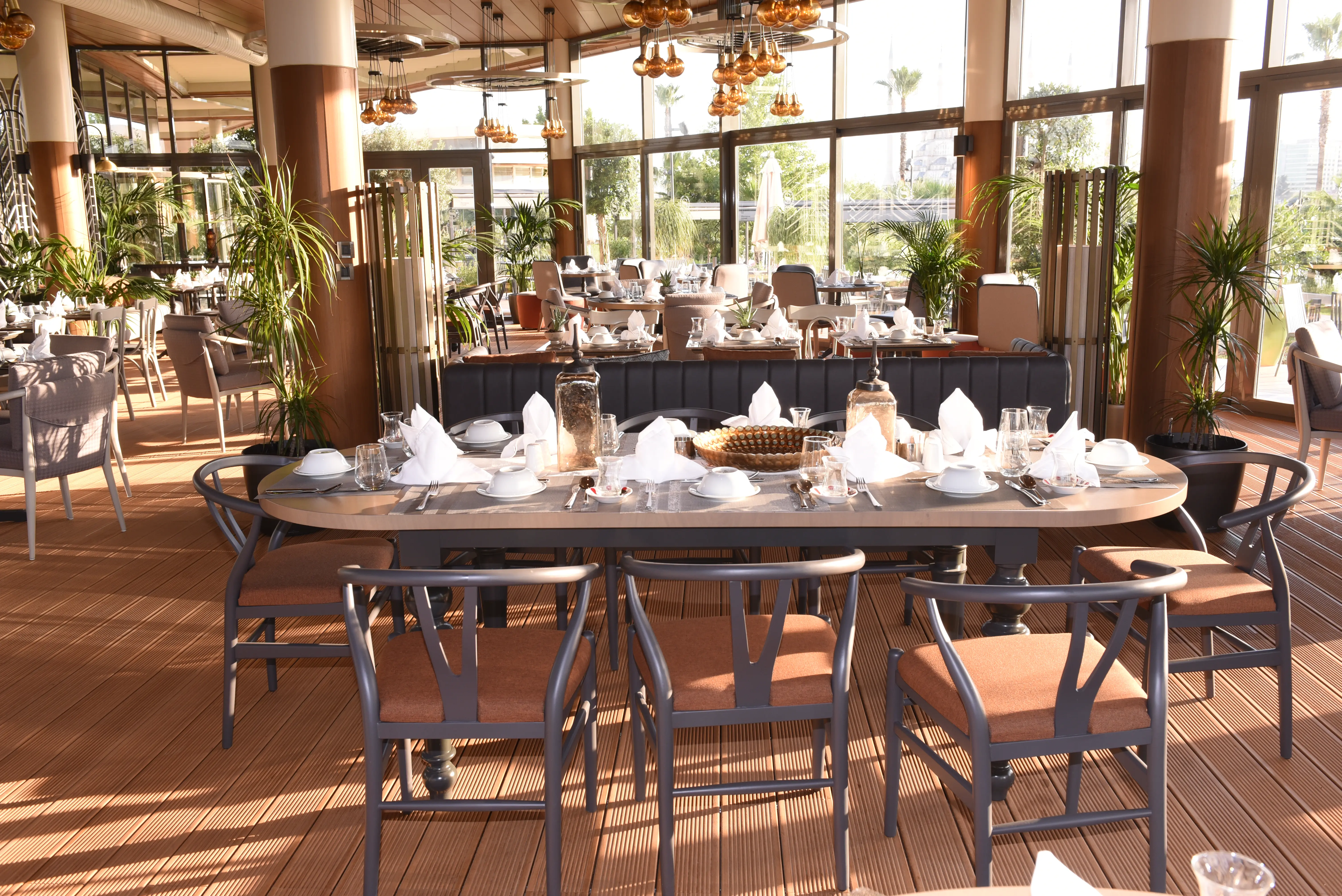 SHERATON LA SPEZIA RESTORAN ADANA | İÇ MİMARLIK HİZMETLERİ | ARCHITECTS | MİMARLIK HİZMETLERİ | INTERIOR DESIGNER | SHOP DESIGN | STORE INTERIOR