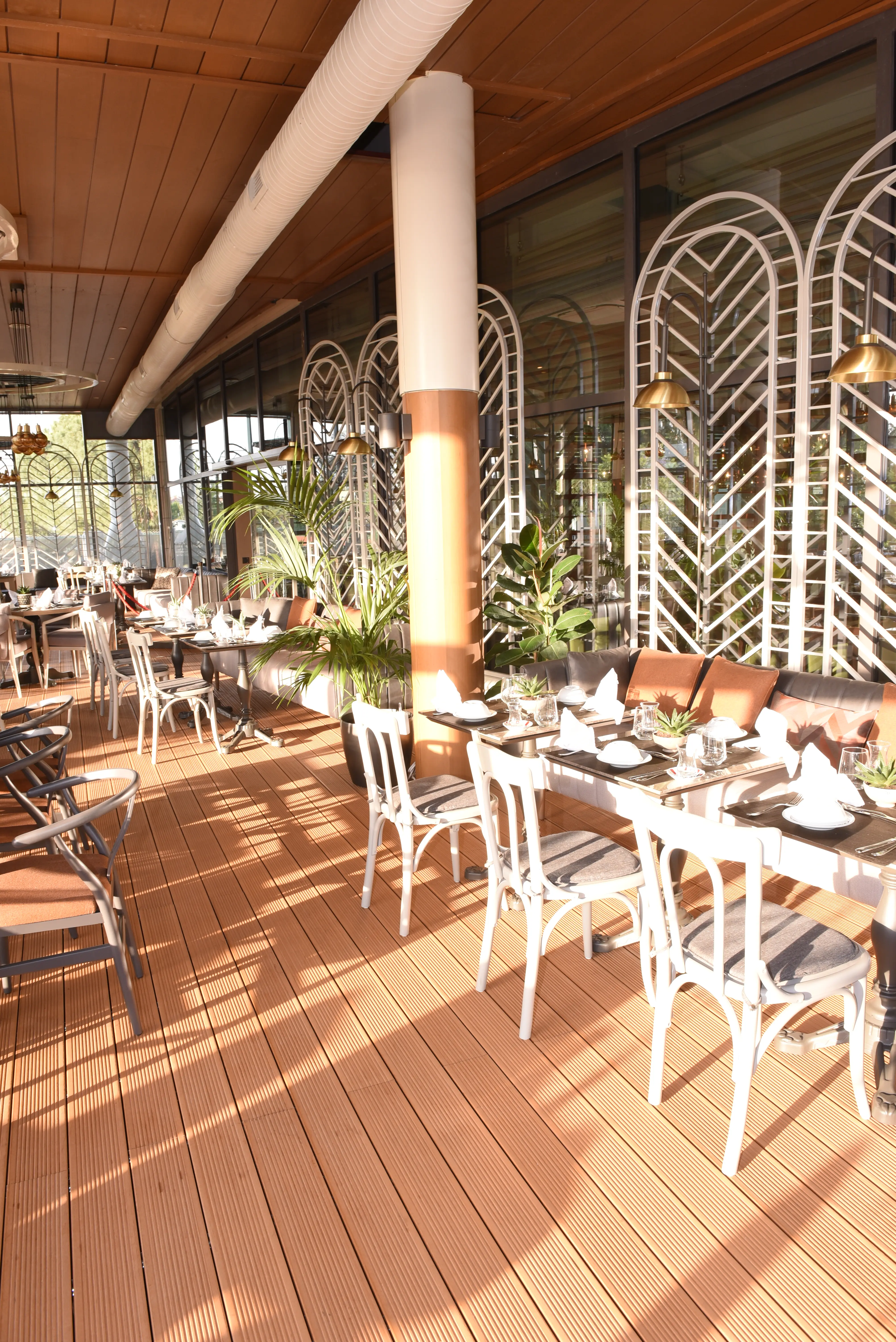 SHERATON LA SPEZIA RESTORAN ADANA | İÇ MİMARLIK HİZMETLERİ | ARCHITECTS | MİMARLIK HİZMETLERİ | INTERIOR DESIGNER | SHOP DESIGN | STORE INTERIOR