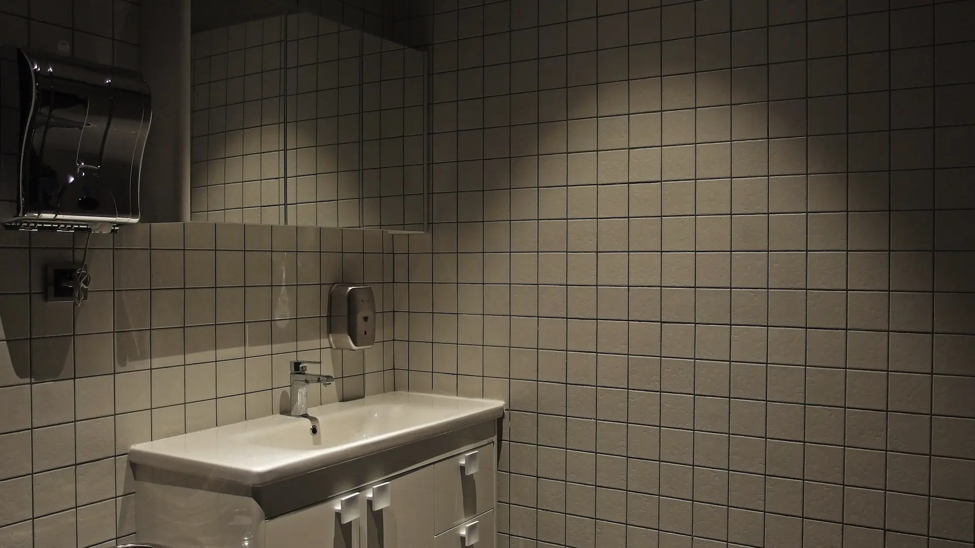 SHOP _ WASH POINT BORNOVA | İÇ MİMARLIK HİZMETLERİ | ARCHITECTS | MİMARLIK HİZMETLERİ | INTERIOR DESIGNER | SHOP DESIGN | STORE INTERIOR