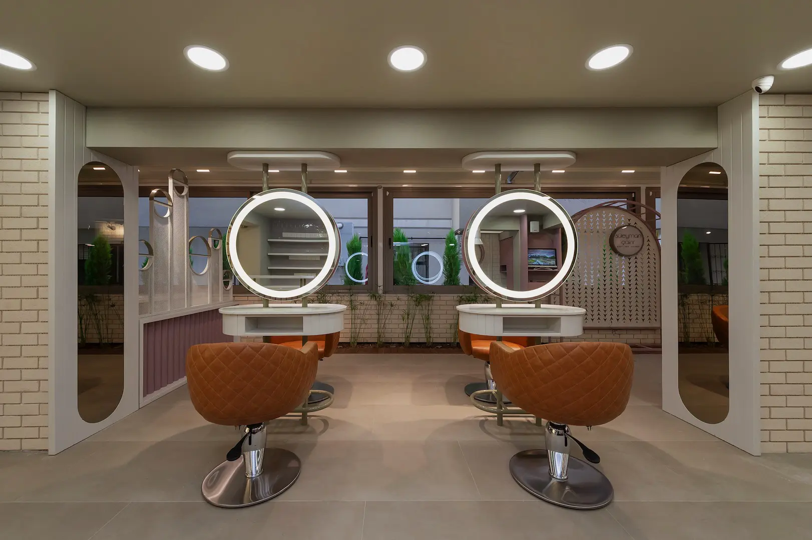 SULEYMAN CAKIR KUAFOR SALONU BOSTANLI | İÇ MİMARLIK HİZMETLERİ | ARCHITECTS | MİMARLIK HİZMETLERİ | INTERIOR DESIGNER | SHOP DESIGN | STORE INTERIOR