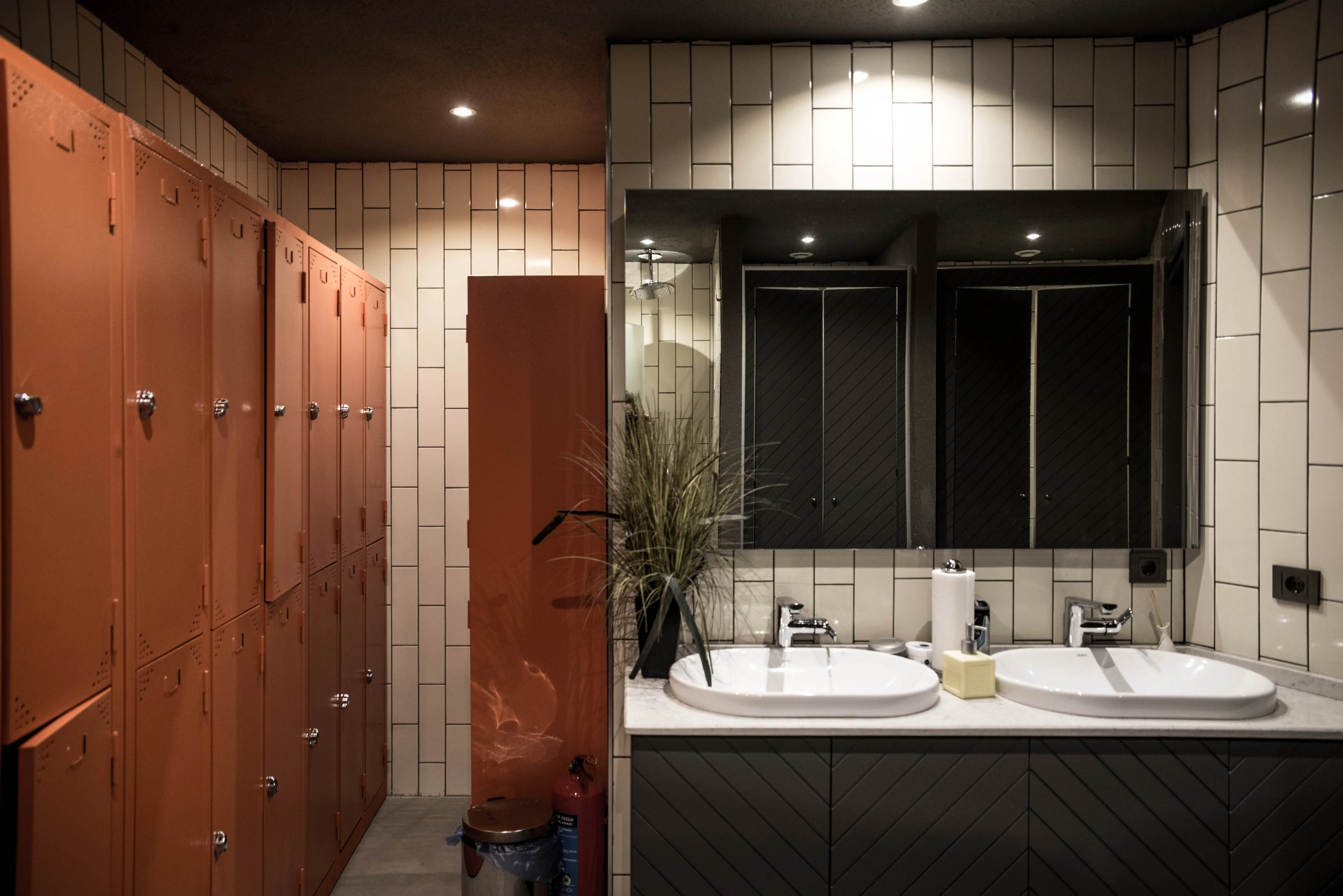 TAP SPORTS FITNESS CENTRE ALSANCAK | İÇ MİMARLIK HİZMETLERİ | ARCHITECTS | MİMARLIK HİZMETLERİ | INTERIOR DESIGNER | SHOP DESIGN | STORE INTERIOR