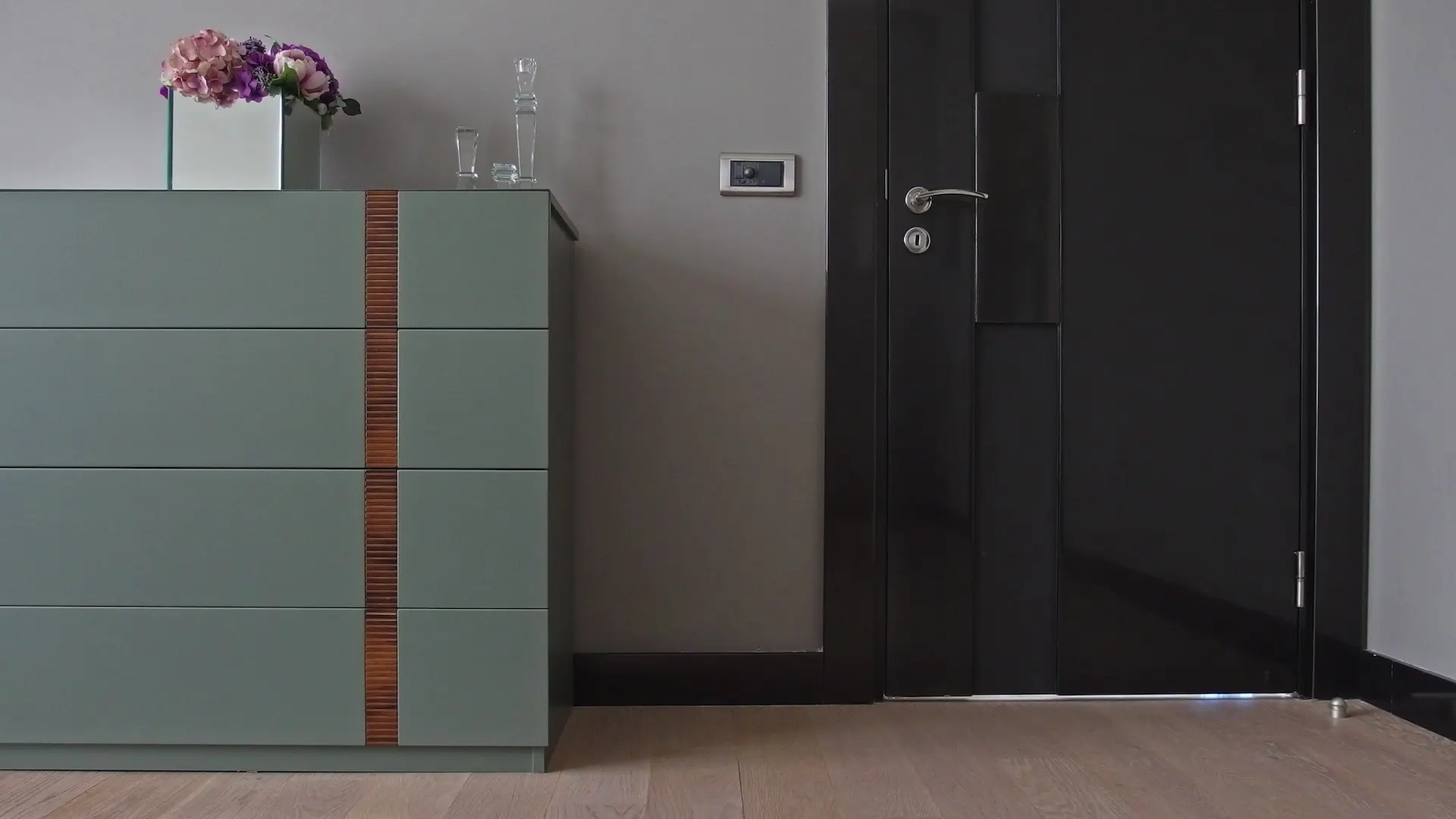 YC KURTULUS SAHILEVLERI EVI | İÇ MİMARLIK HİZMETLERİ | ARCHITECTS | MİMARLIK HİZMETLERİ | INTERIOR DESIGNER | SHOP DESIGN | STORE INTERIOR