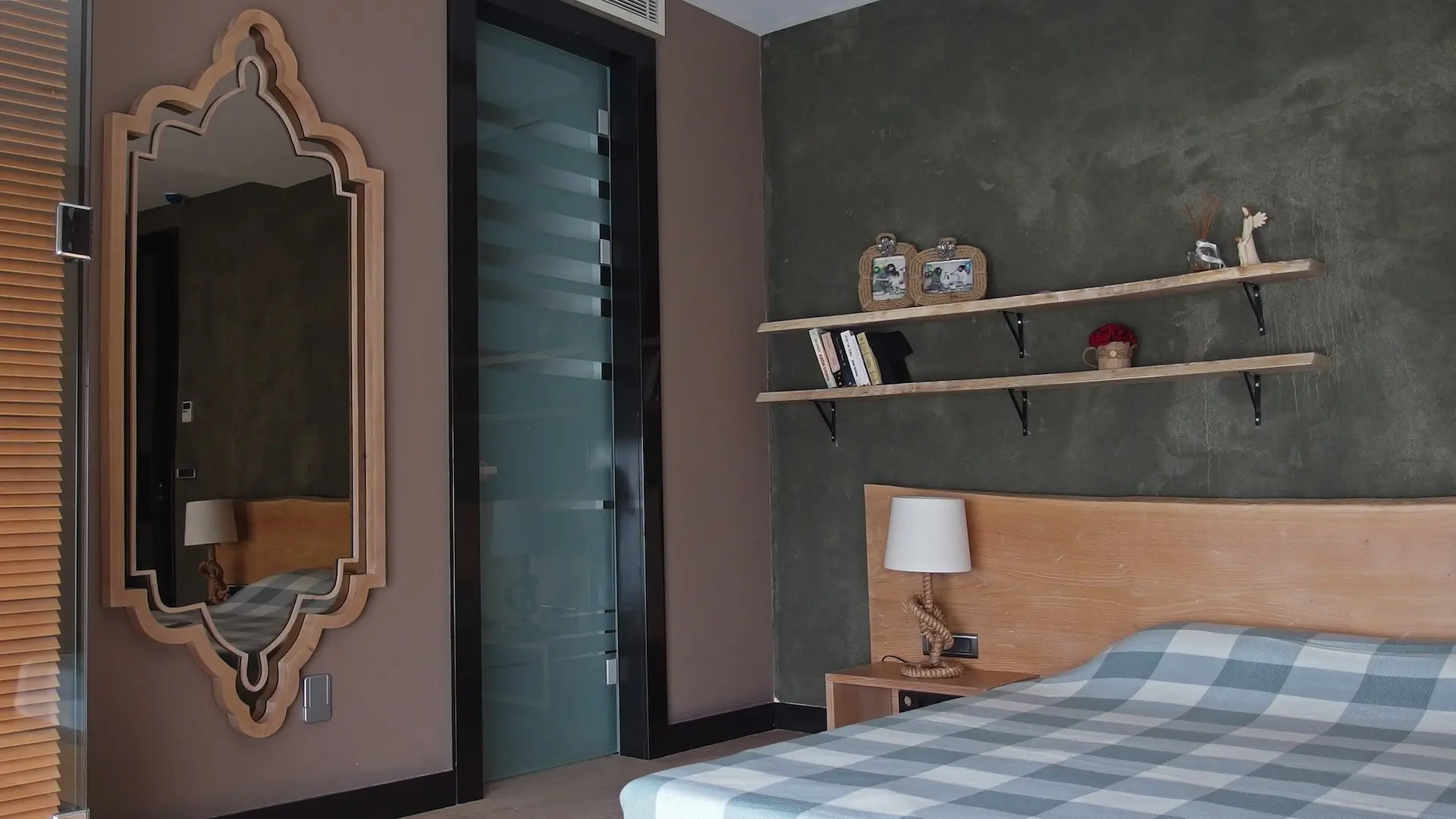 YC KURTULUS SAHILEVLERI EVI | İÇ MİMARLIK HİZMETLERİ | ARCHITECTS | MİMARLIK HİZMETLERİ | INTERIOR DESIGNER | SHOP DESIGN | STORE INTERIOR