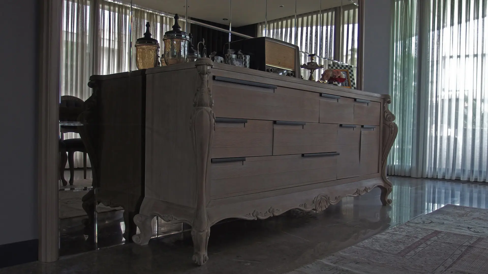 YC KURTULUS SAHILEVLERI EVI | İÇ MİMARLIK HİZMETLERİ | ARCHITECTS | MİMARLIK HİZMETLERİ | INTERIOR DESIGNER | SHOP DESIGN | STORE INTERIOR